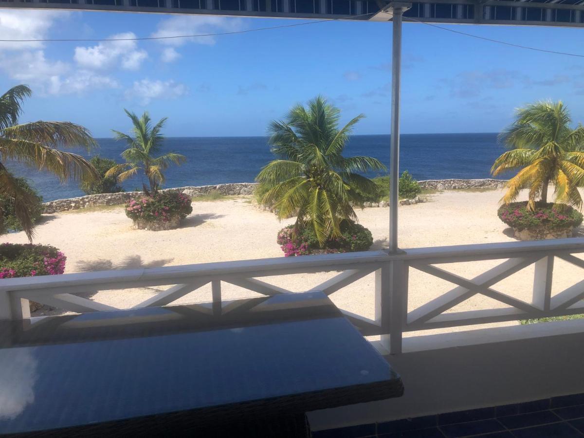 Marazul Dive Resort. 3 Bedroom Seafront House. Dive, Snorkel, Enjoy Amazing Sunsets Westpunt Bagian luar foto