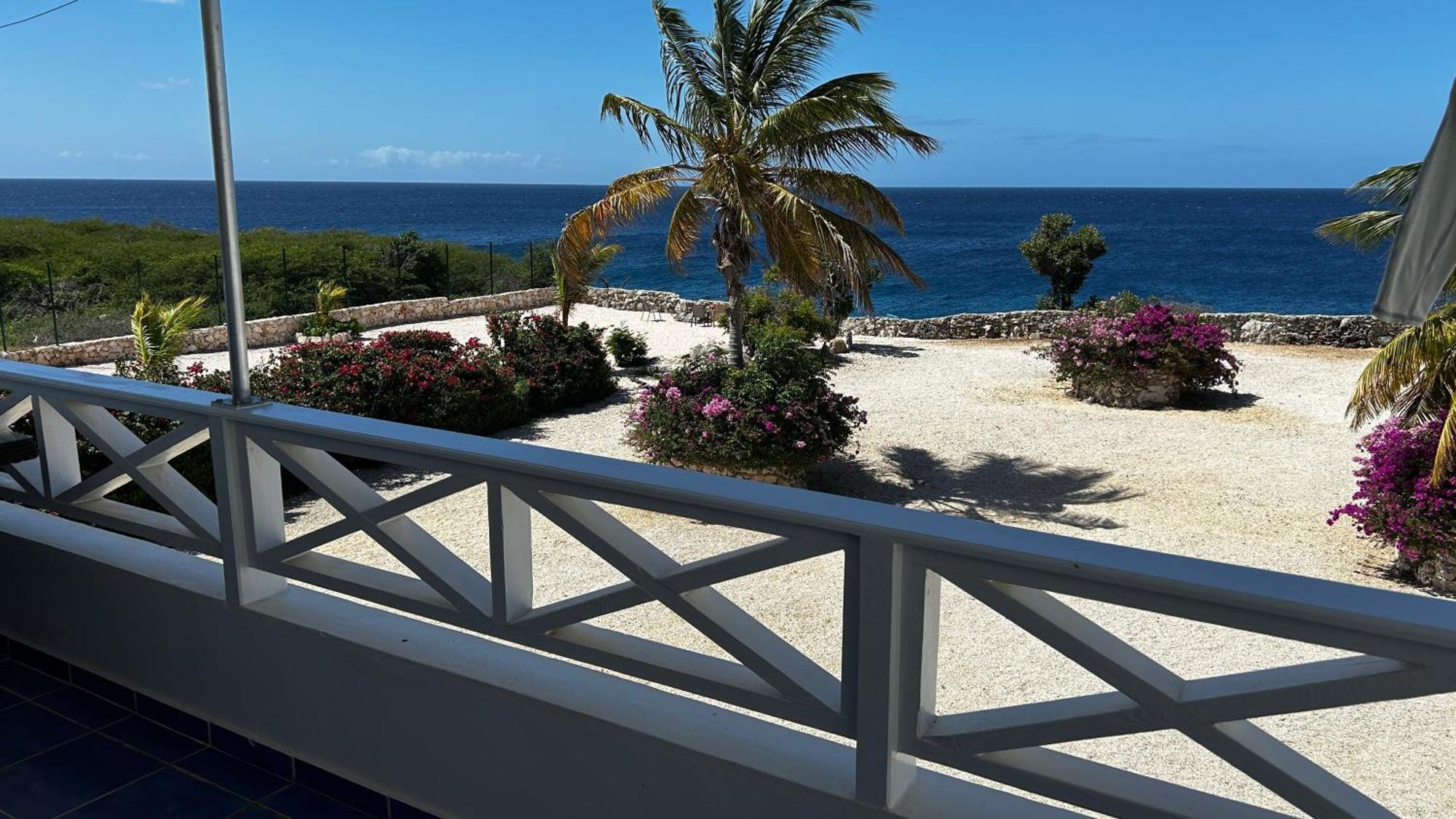 Marazul Dive Resort. 3 Bedroom Seafront House. Dive, Snorkel, Enjoy Amazing Sunsets Westpunt Bagian luar foto